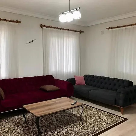 Doganin Kalbinde Havuzlu Hotel